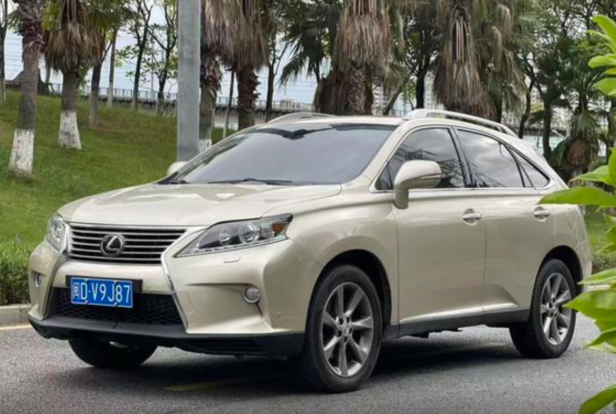 Lexus RX350 Secondary image