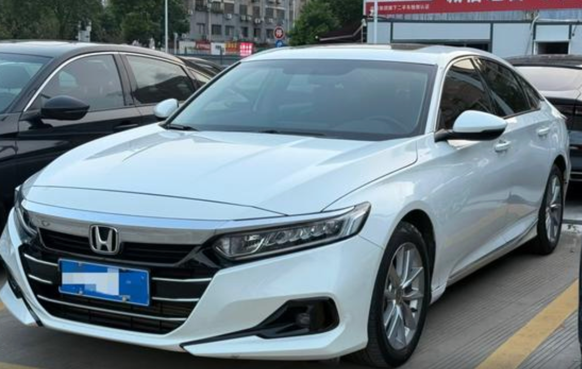 Honda Accord Secondary image