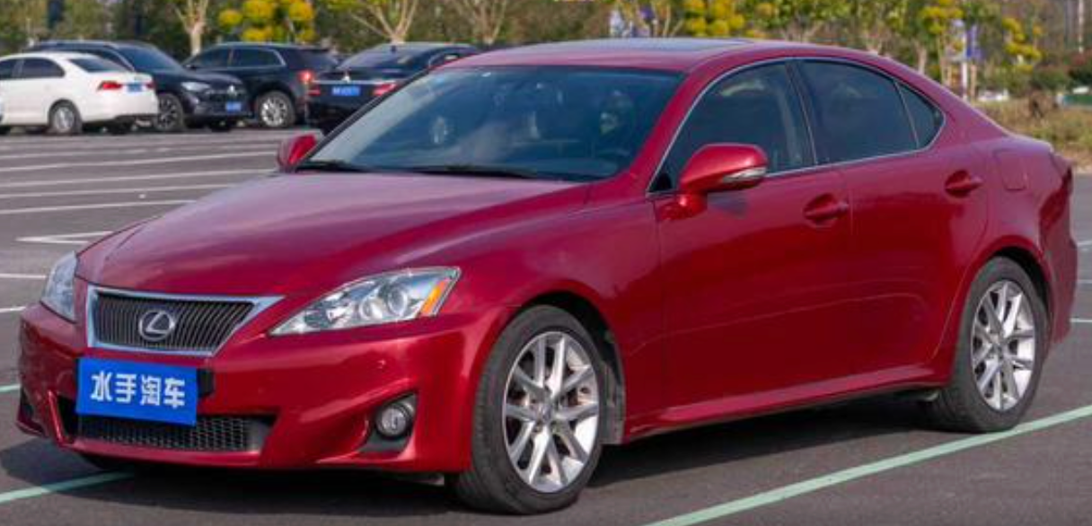 Lexus is350