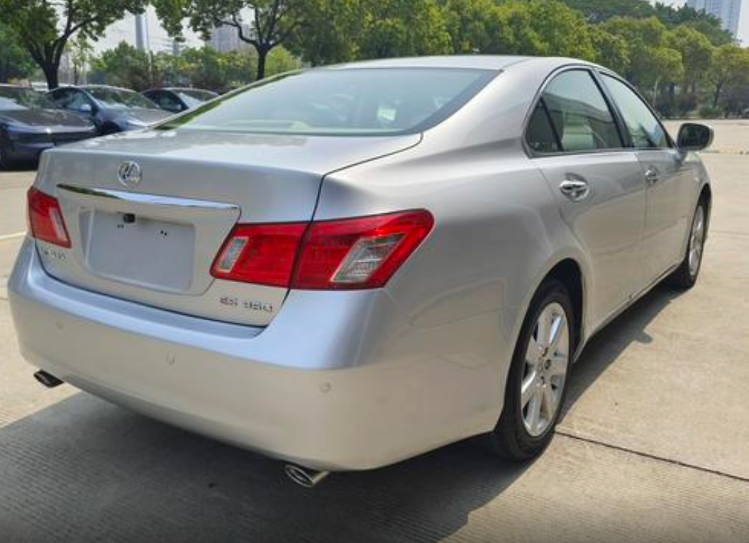 Lexus ES350