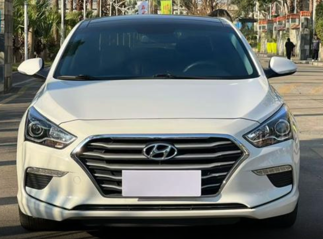Hyundai Mistra Main image