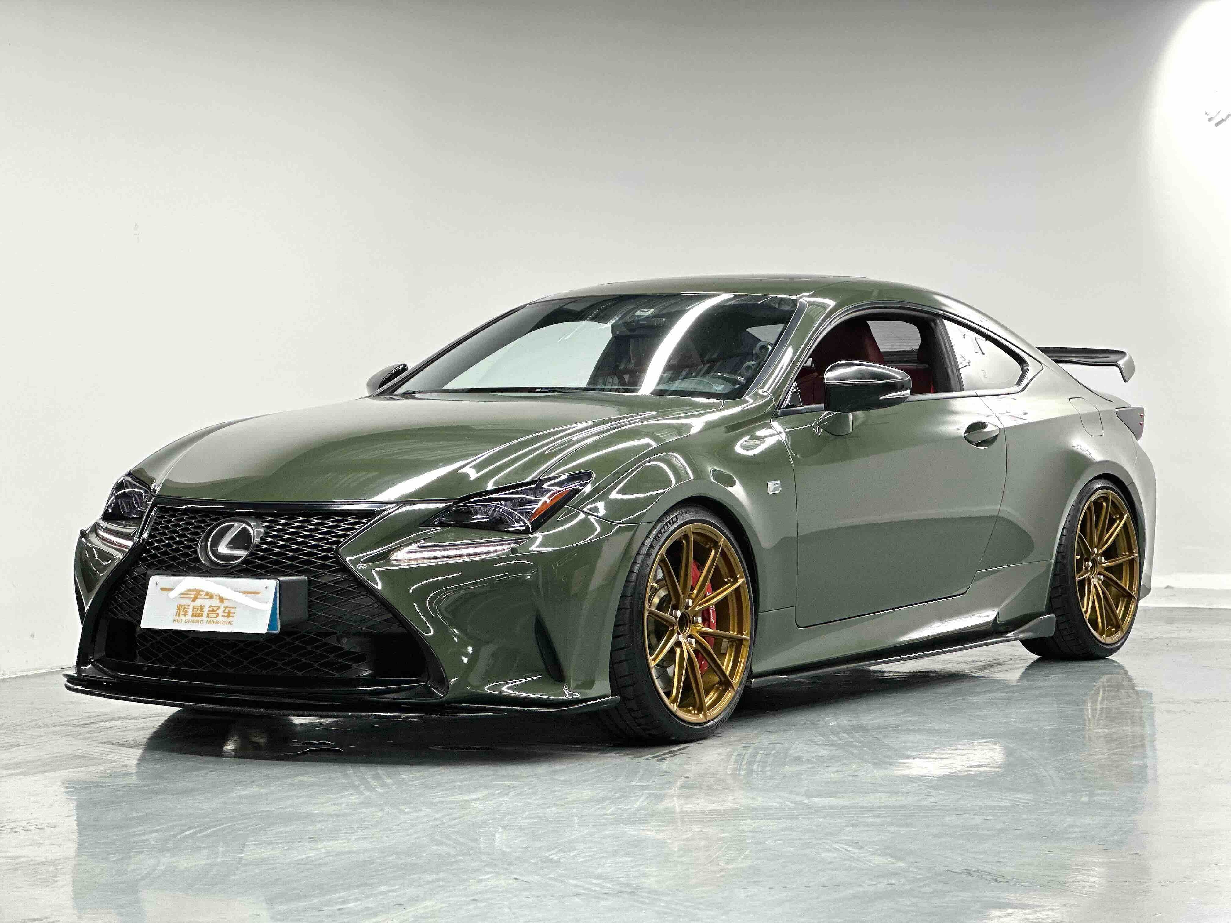Lexus RC200T Secondary image