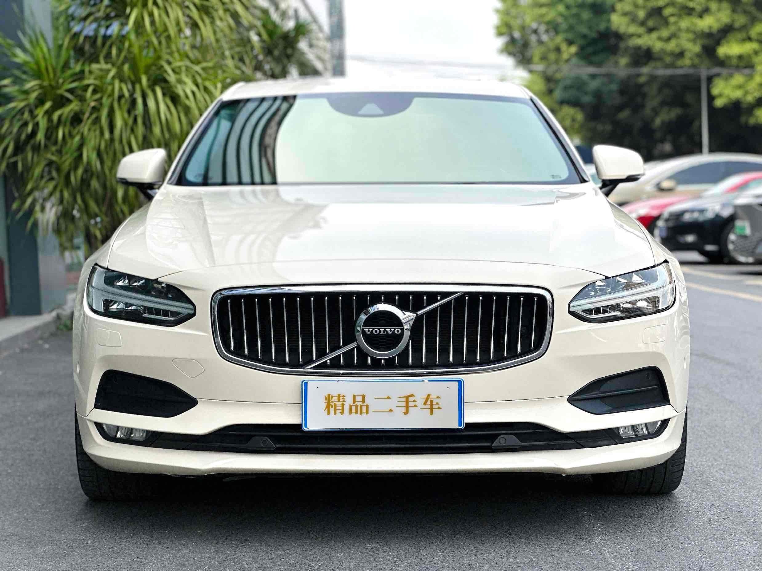 Volvo S90 Main image